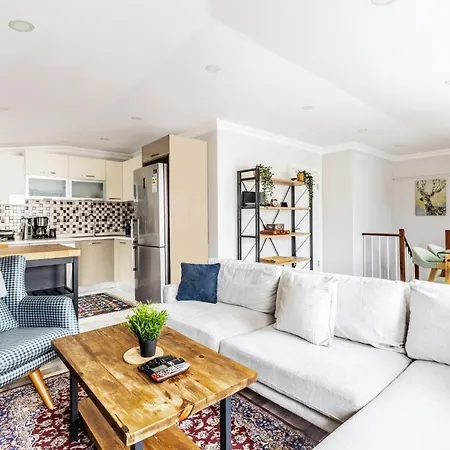 Central And Cozy Flat With Terrace In Sisli Apartamento *