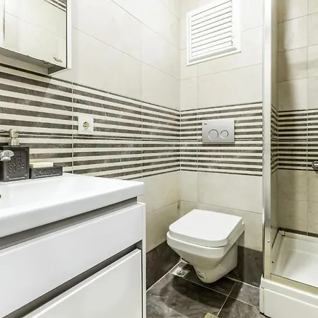 Central And Cozy Flat With Terrace In Sisli 公寓 伊斯坦布尔